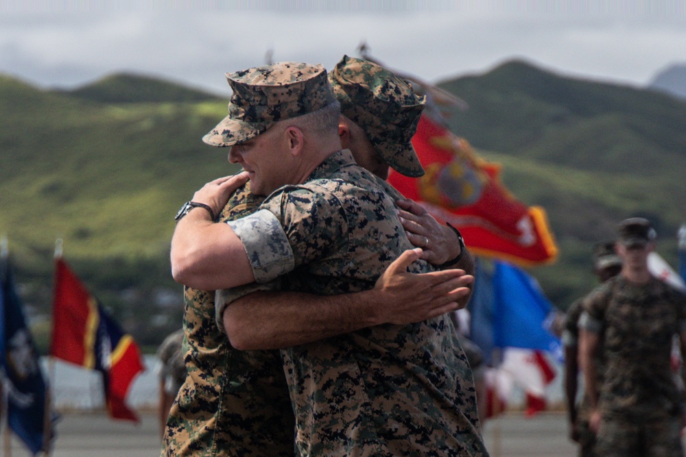 DVIDS - Images - 3d Littoral Anti-Air Battalion Change of Command ...