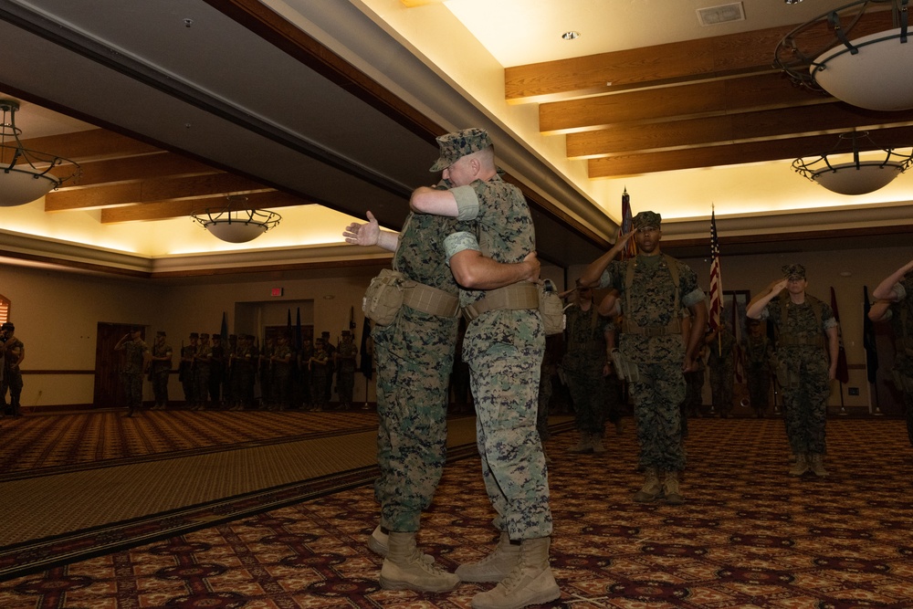 MACS-1 hosts change of command ceremony