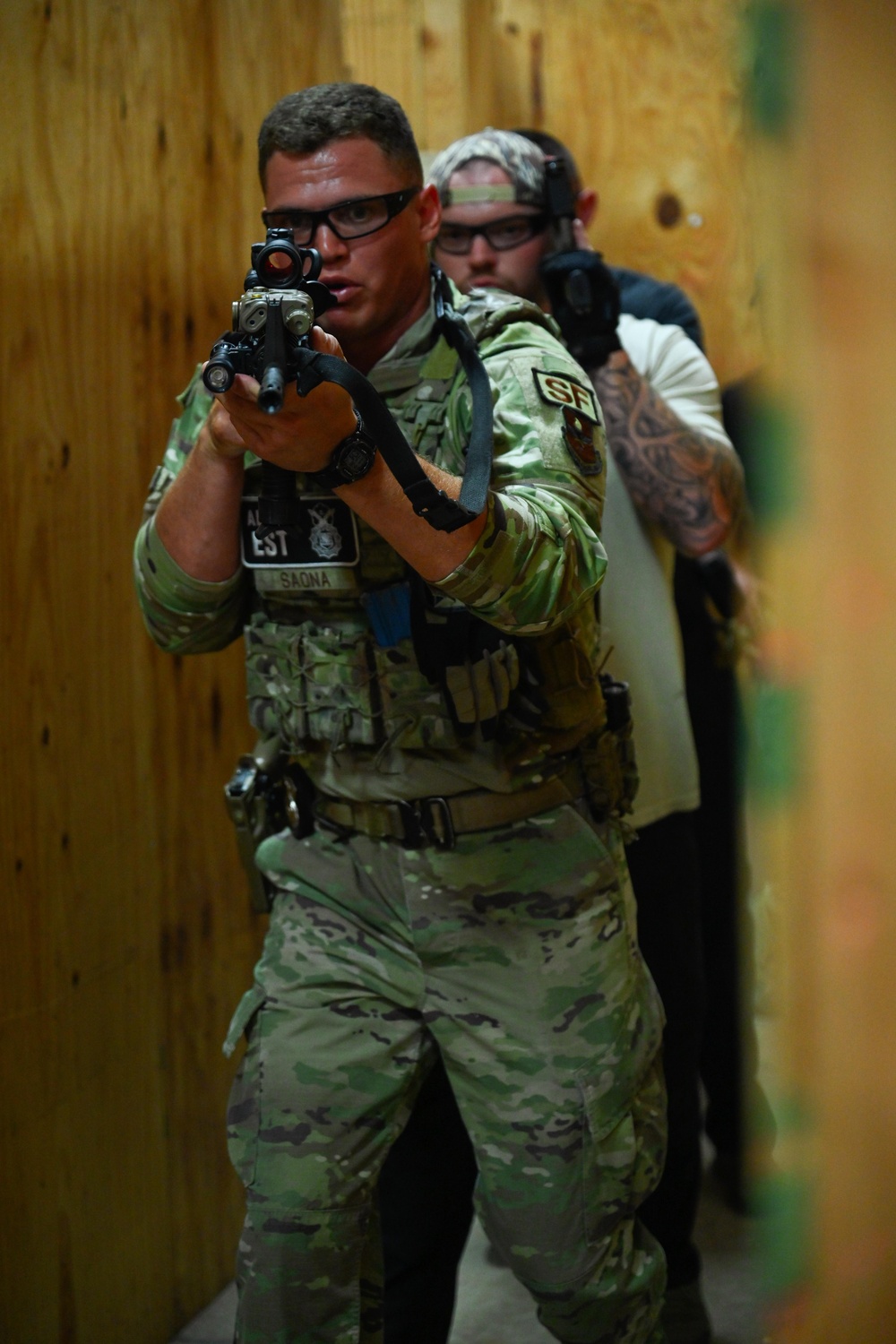 97th SFS receives SWAT training alongside Altus PD