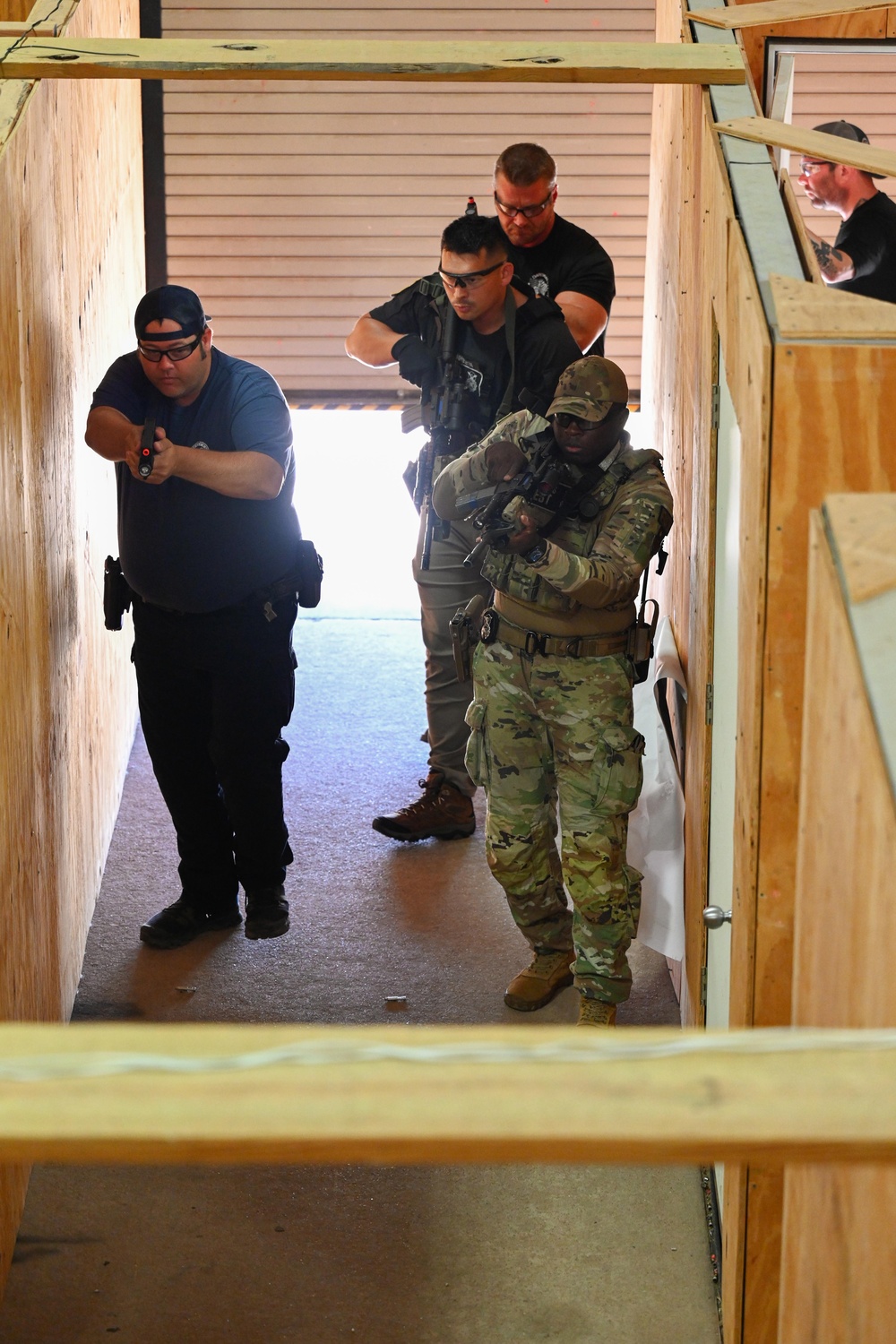 97th SFS receives SWAT training alongside Altus PD