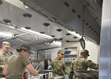 Washington Army National Guard Field-Feeding Teams: Honing Skills and Building Readiness