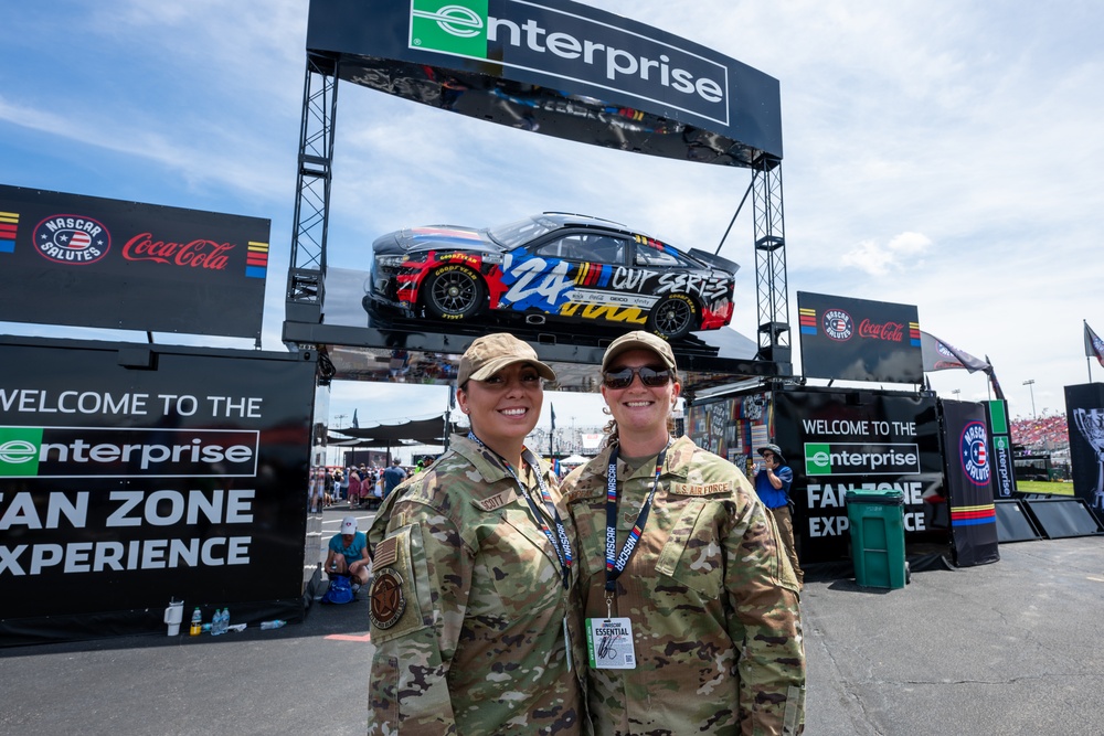 Scott Airmen attend Troops to the Track at World Wide Technology Raceway