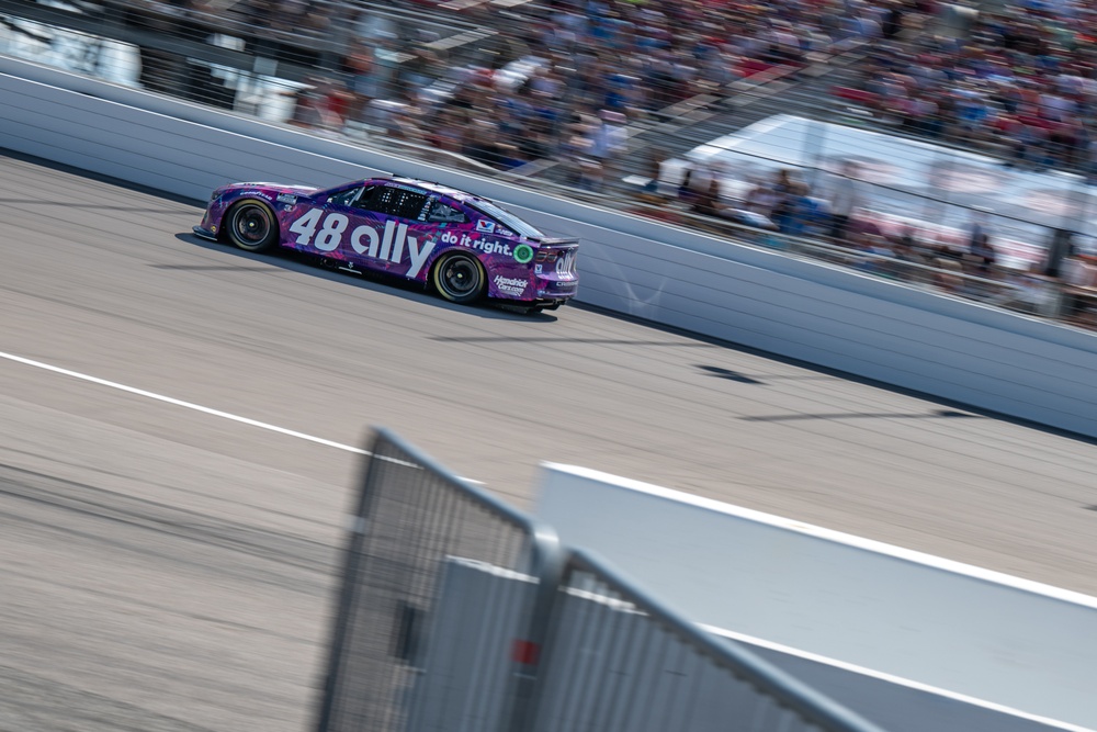 Scott Airmen attend Troops to the Track at World Wide Technology Raceway