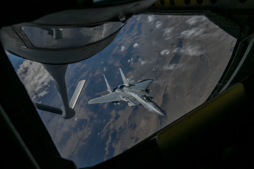 Team Fairchild Honors Col. Dycus and CMSgt. Arcuri's Final Flight