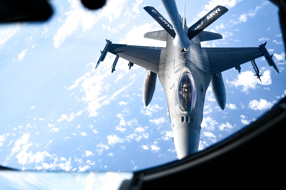 Air refueling with the 50th ARS