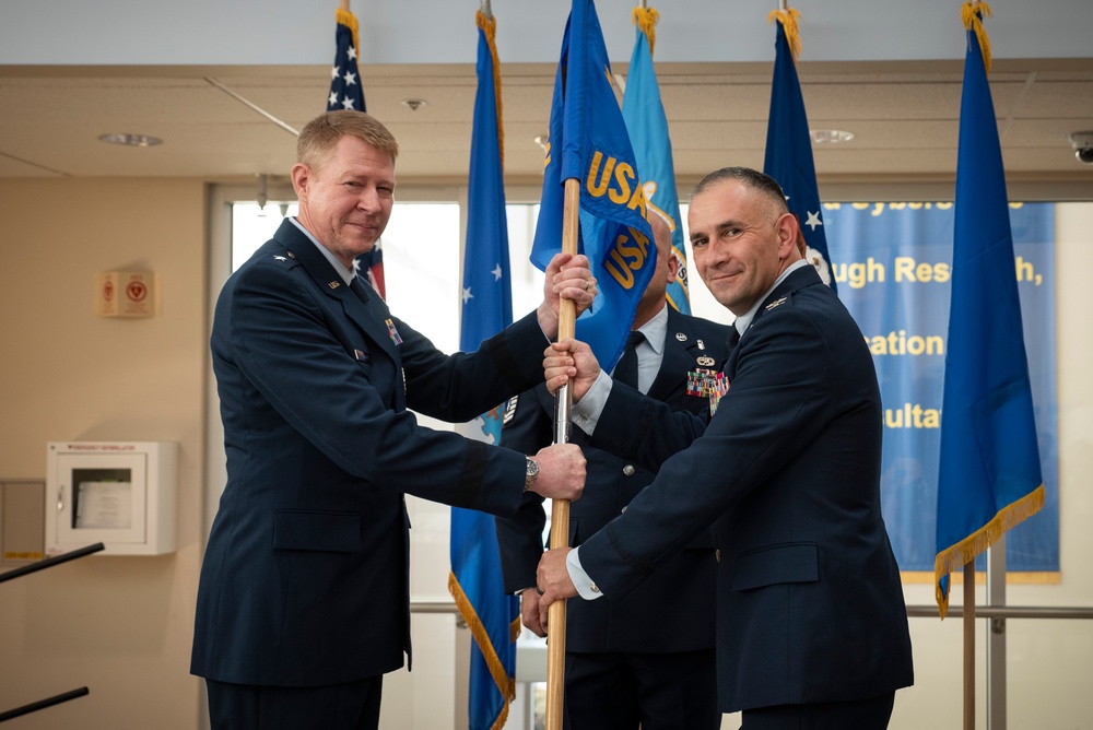 AFRL’s 711th Human Performance Wing welcomes 39th USAFSAM commander