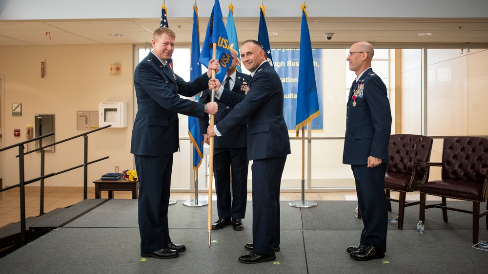 AFRL’s 711th Human Performance Wing welcomes 39th USAFSAM commander