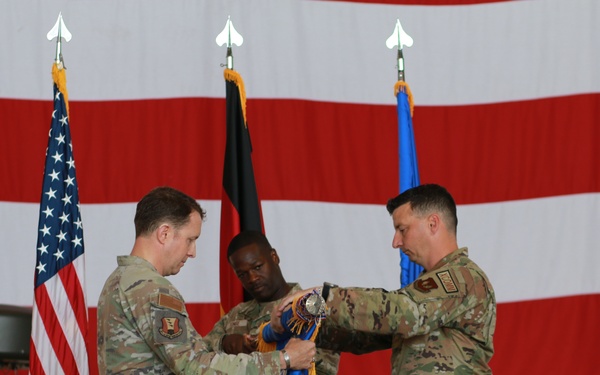 435th COG unfurls new guidon