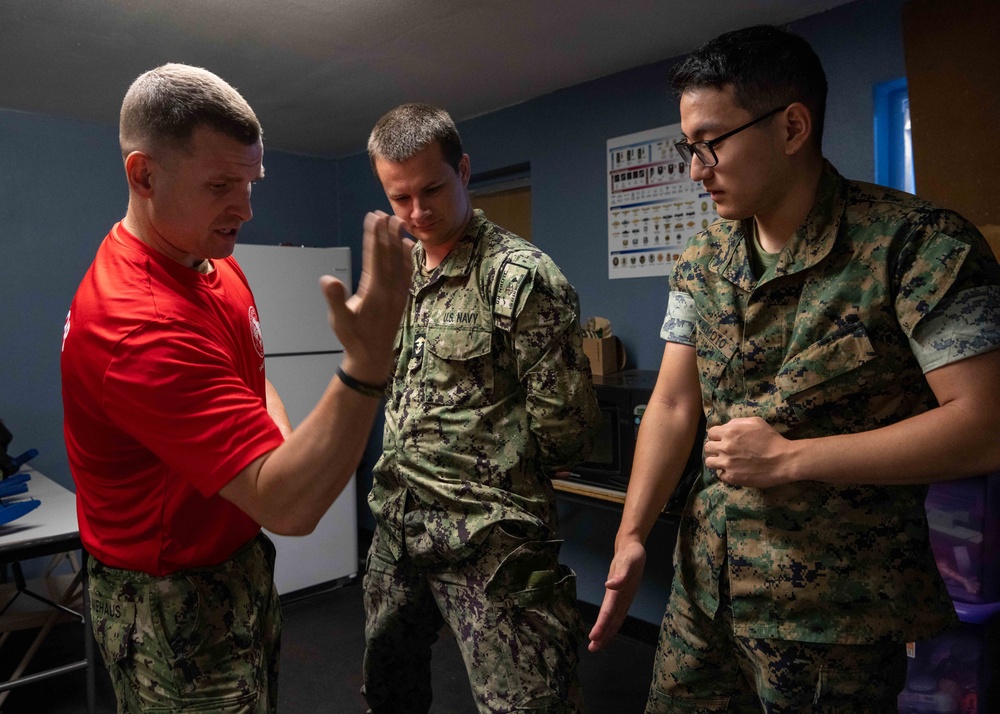 UH Manoa Midshipmen Security Force Training
