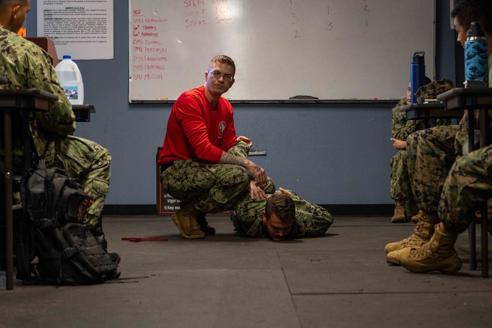 UH Manoa Midshipmen Security Force Training