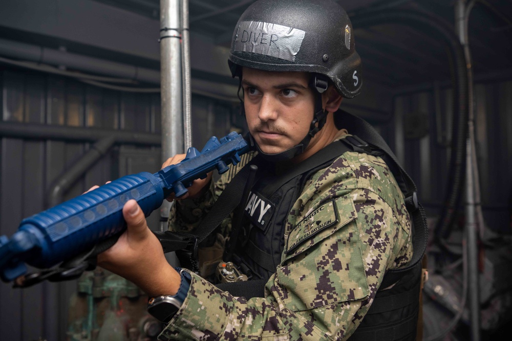 UH Manoa Midshipmen Security Force Training