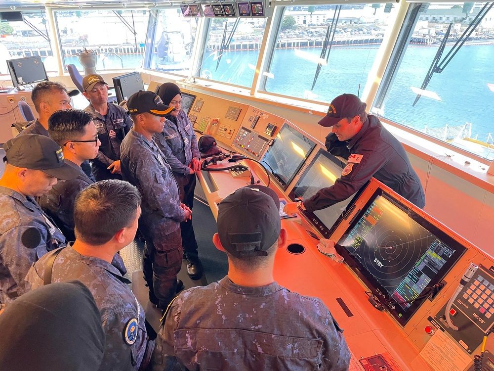 Royal Brunei Navy sailors visit HMCS Max Bernays