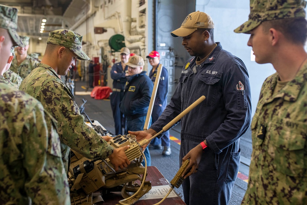 Tripoli Hosts Gun Static For Sailors