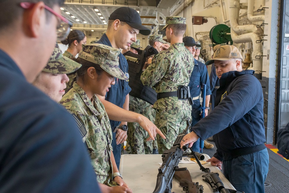 Tripoli Hosts Gun Static For Sailors