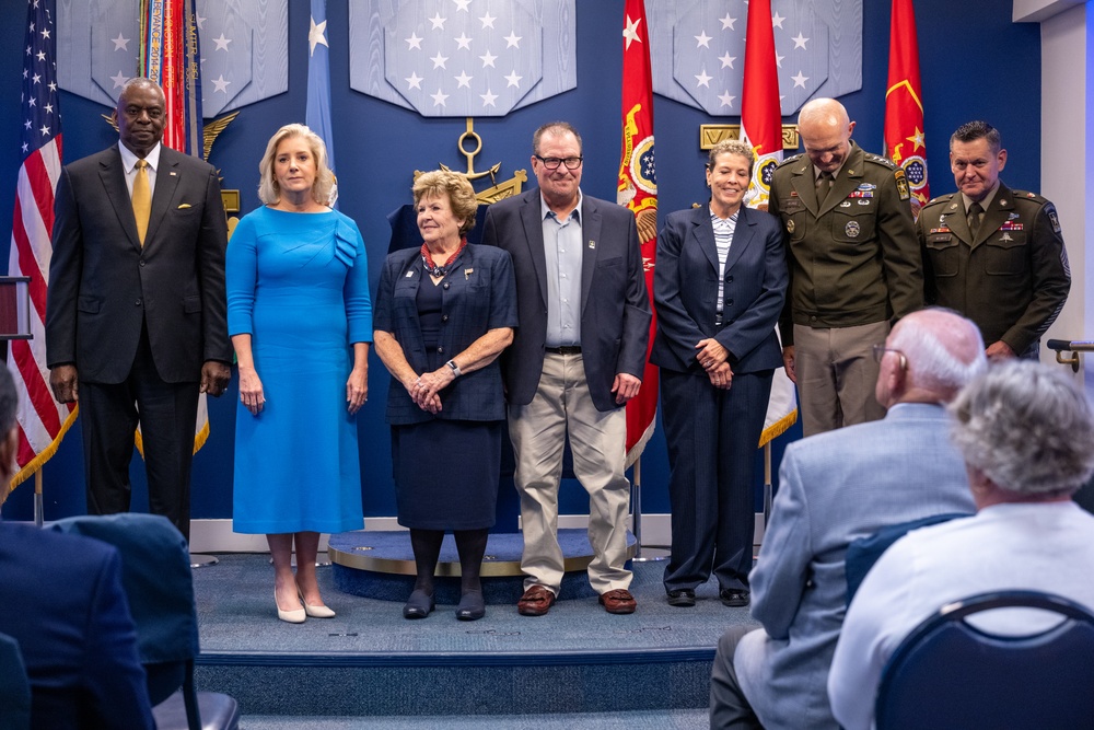 Secretary Austin hosts Hall of Heroes Induction Ceremony