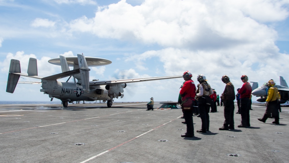 USS Ronald Reagan (CVN 76) conducts air combat-skills practice