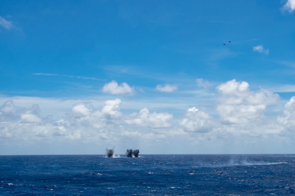 USS Ronald Reagan (CVN 76) conducts air combat-skills practice