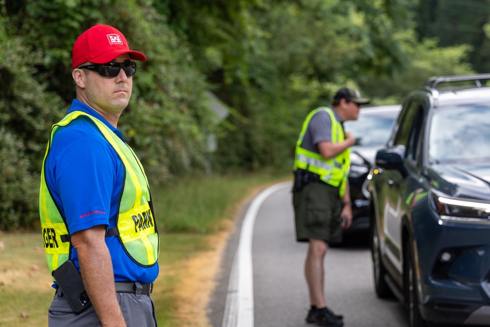 Col. Chapman Supports Park Traffic Control