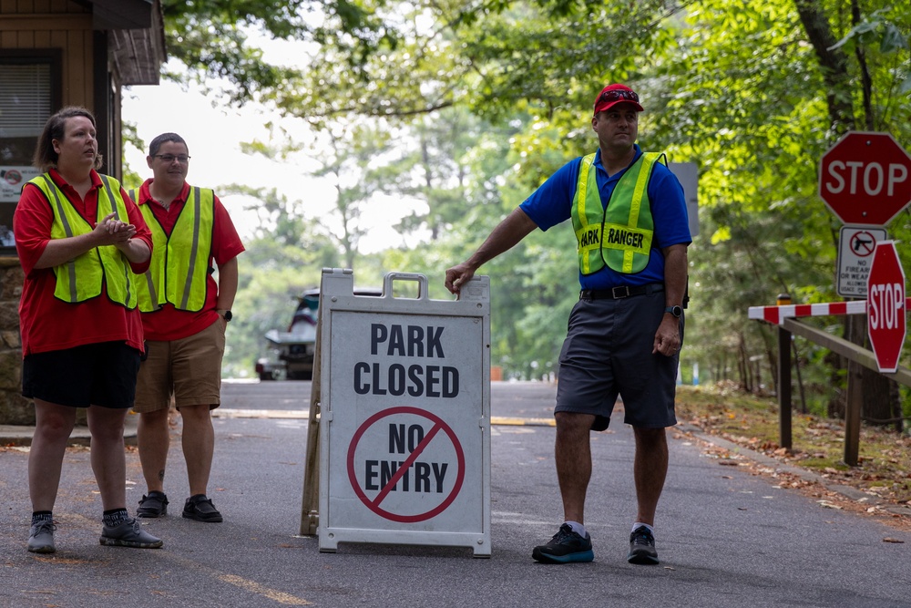 Col. Chapman Assists with Park Closure Procedures