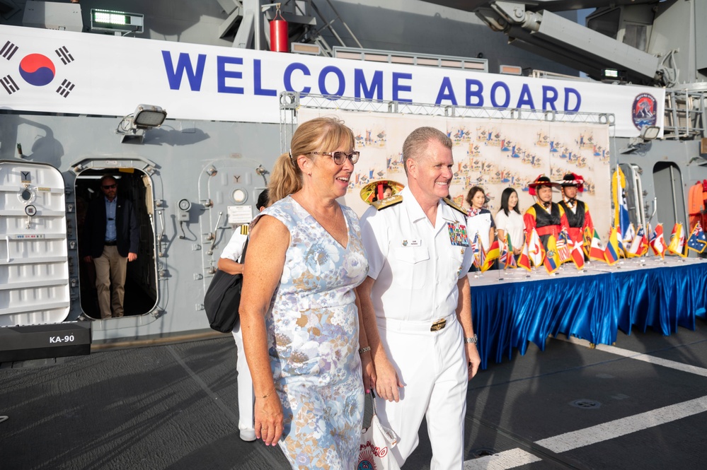 DVIDS - Images - Adm. Paparo visits ROKS Cheon Ja Bong at RIMPAC 2024 ...