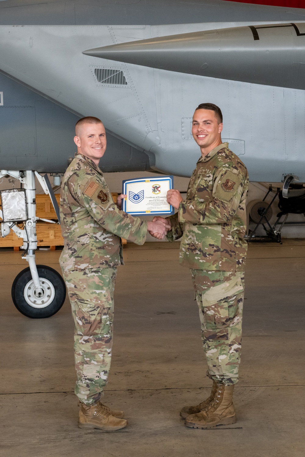 Local JROTC students visit Jacksonville ANGB