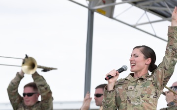 Bliss, El Paso come together for 'Pop Goes the Fort' Independence Day celebration