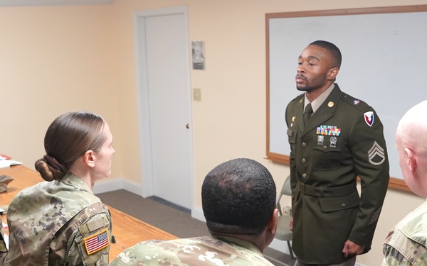 Army Contracting Command Conducts their Best Warrior Competition