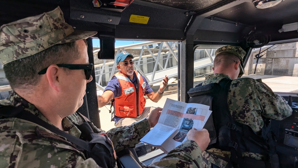 Harbor Security Boat Training in Navy Region Mid-Atlantic