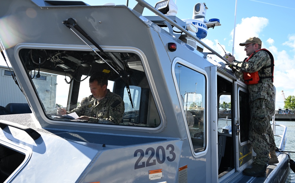 Harbor Security Boat Training in Navy Region Mid-Atlantic