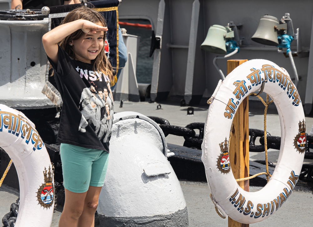 INS Shivalik Welcomes Visitors During Open Ship Day at RIMPAC 2024