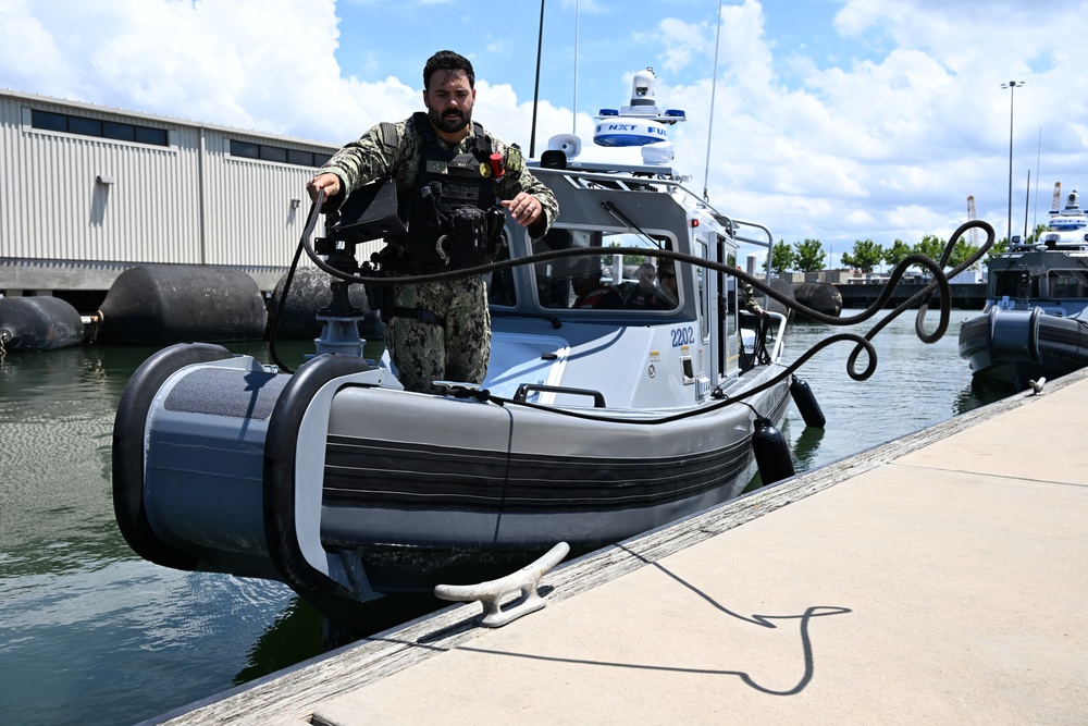 Harbor Security Boat Training in Navy Region Mid-Atlantic