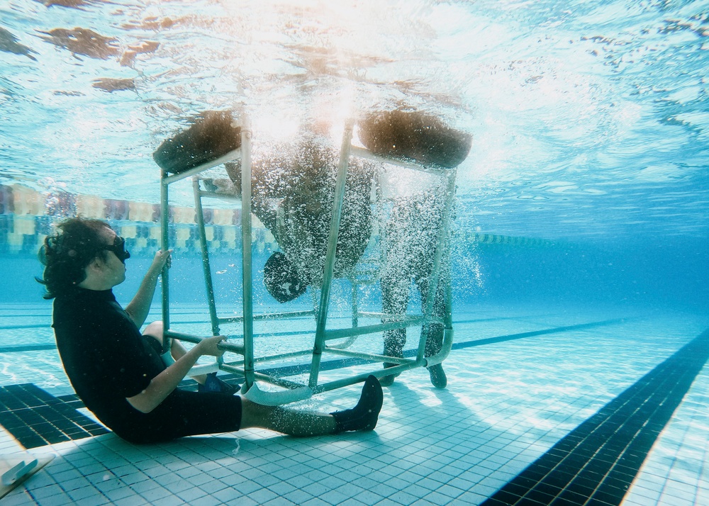 Sink or Swim: Mexican Naval Infantry Corps marines complete shallow water egress training