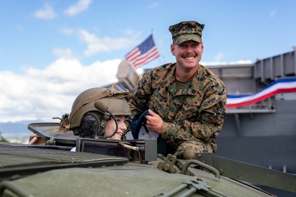 RIMPAC 2024: Open Ship Day aboard USS Somerset