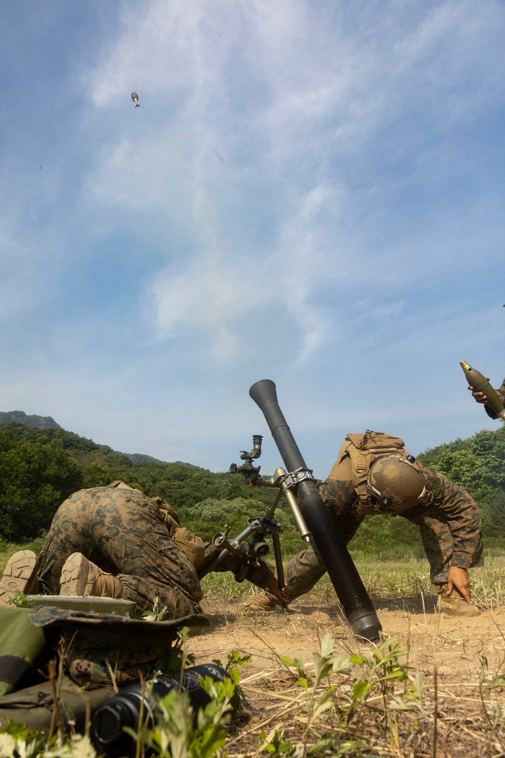 U.S. Marines execute 81mm mortar range during Korea Viper 24.2