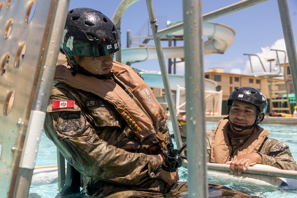 Peruvian Naval Infantry Marines Train in Shallow Water Egress During RIMPAC 2024