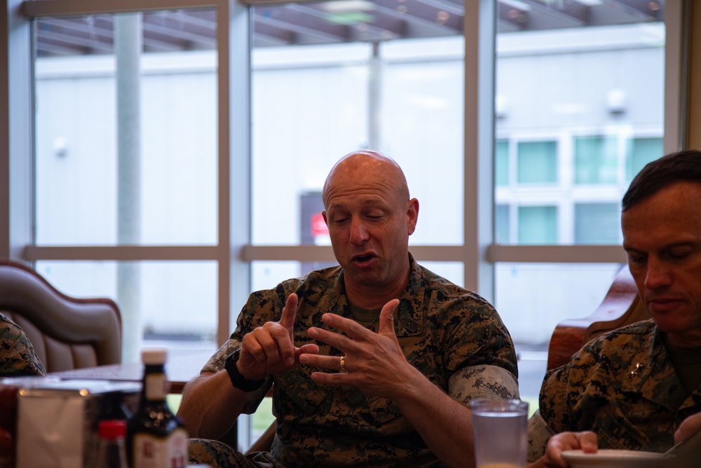 MCIPAC CG Visits MCAS Iwakuni