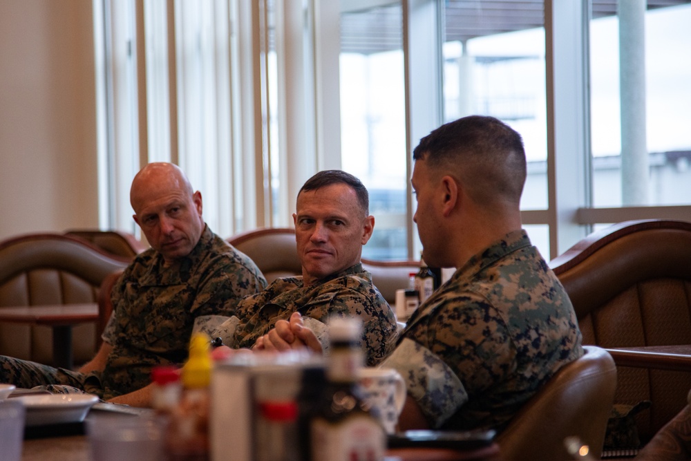 MCIPAC CG Visits MCAS Iwakuni