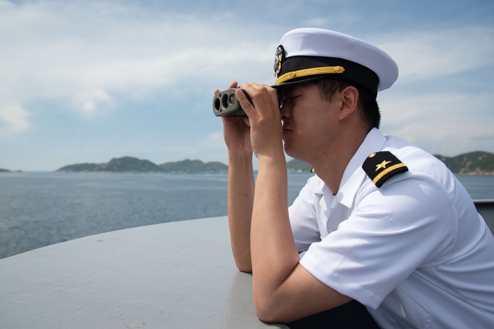 USS BLUE RIDGE ARRIVES IN VIETNAM