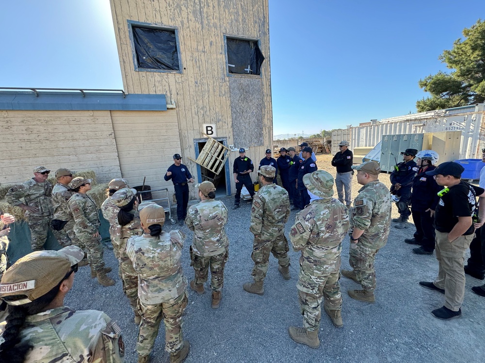 Hawaii ANG Medical Professionals Excel at National FEMA Urban Search and Rescue Course