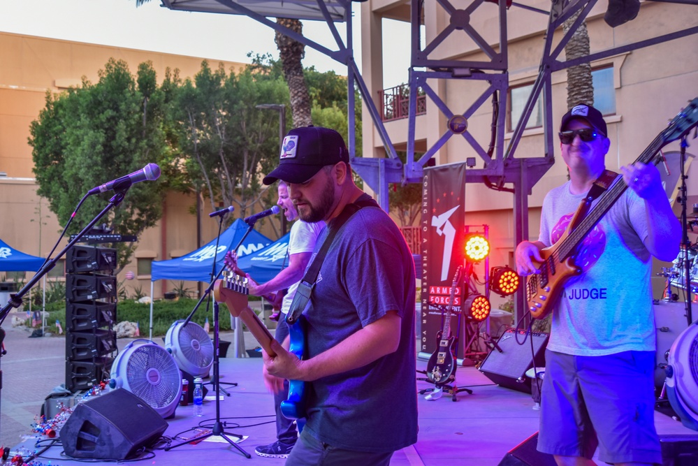 Superunknown Performs Independence Day Concert Aboard NSA Bahrain