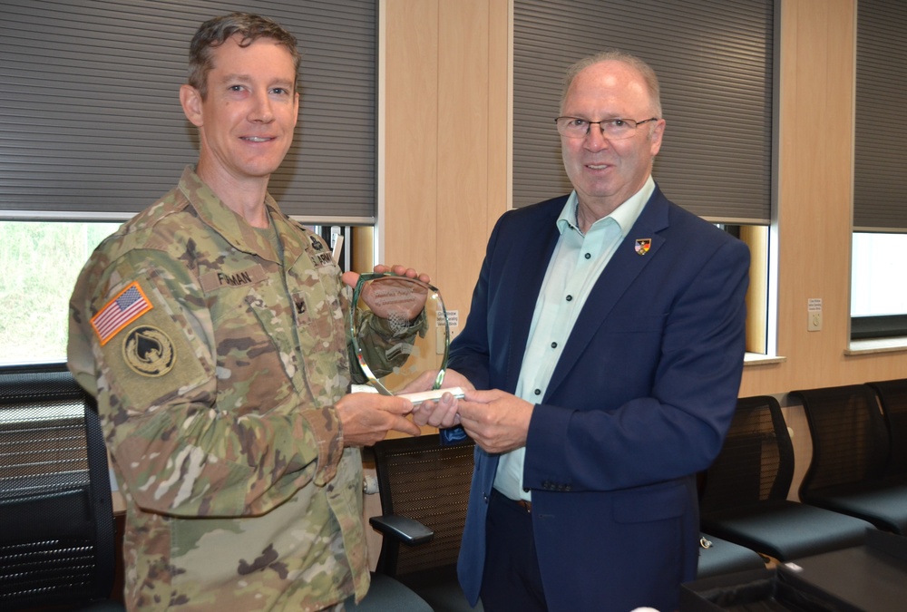 USAG Rheinland-Pfalz commander shares heartfelt farewell with employees