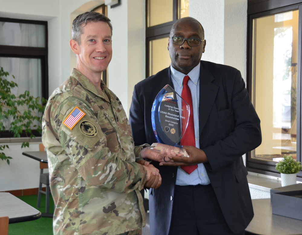 USAG Rheinland-Pfalz commander shares heartfelt farewell with employees