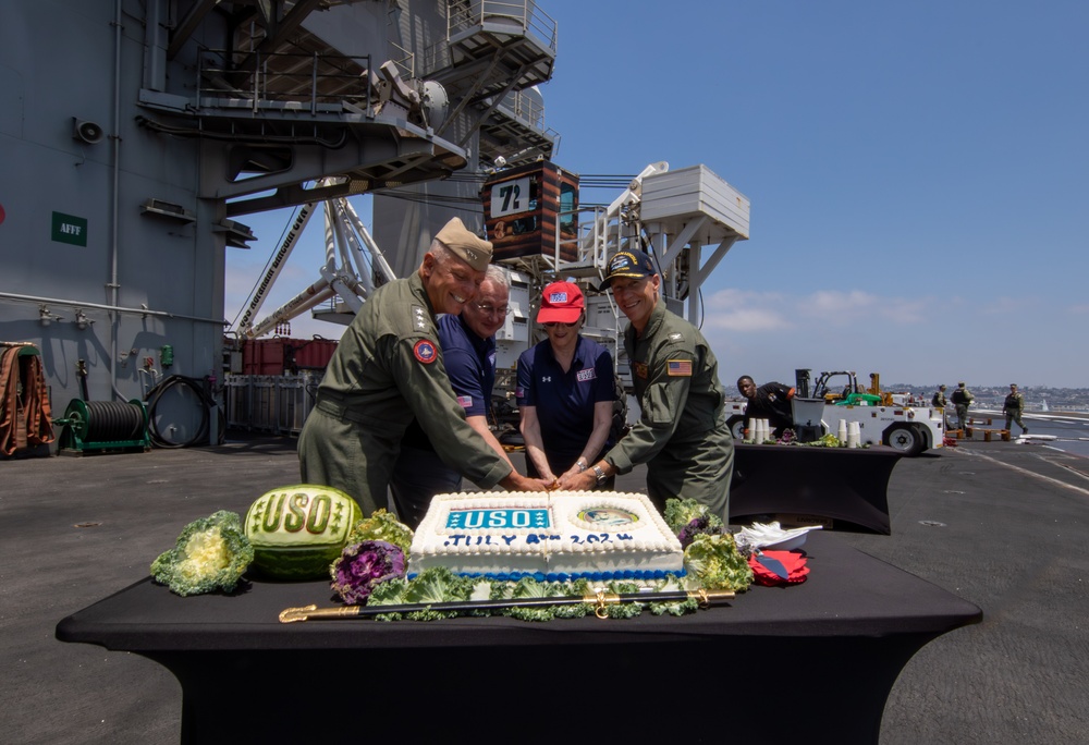 Abraham Lincoln hosts a USO ribbon cutting ceremony