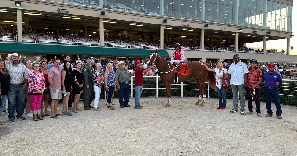 Quarter Horse Races honoring the memorial of Colonel Gary Baber