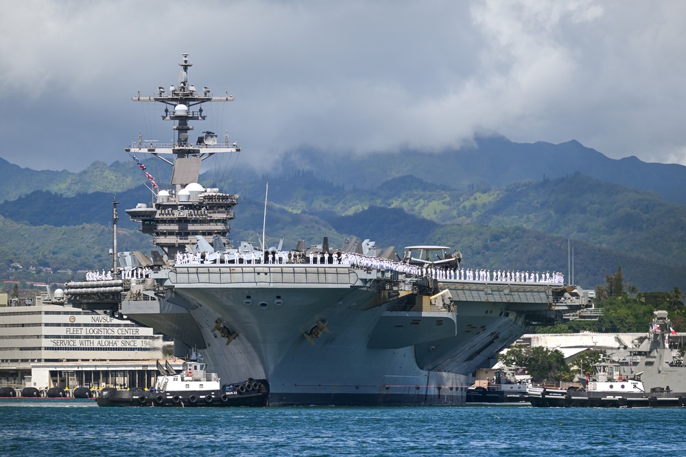 USS Carl Vinson (CVN 70) departs Joint Base Pearl Harbor-Hickam