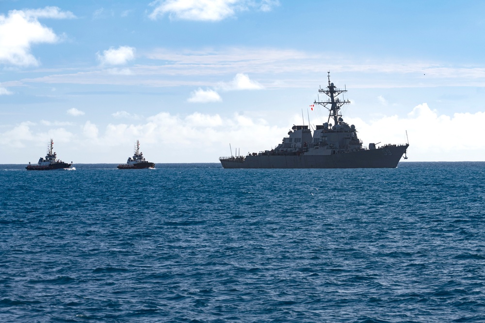 USS Russel (DDG 59) Arrives in Diego Garcia