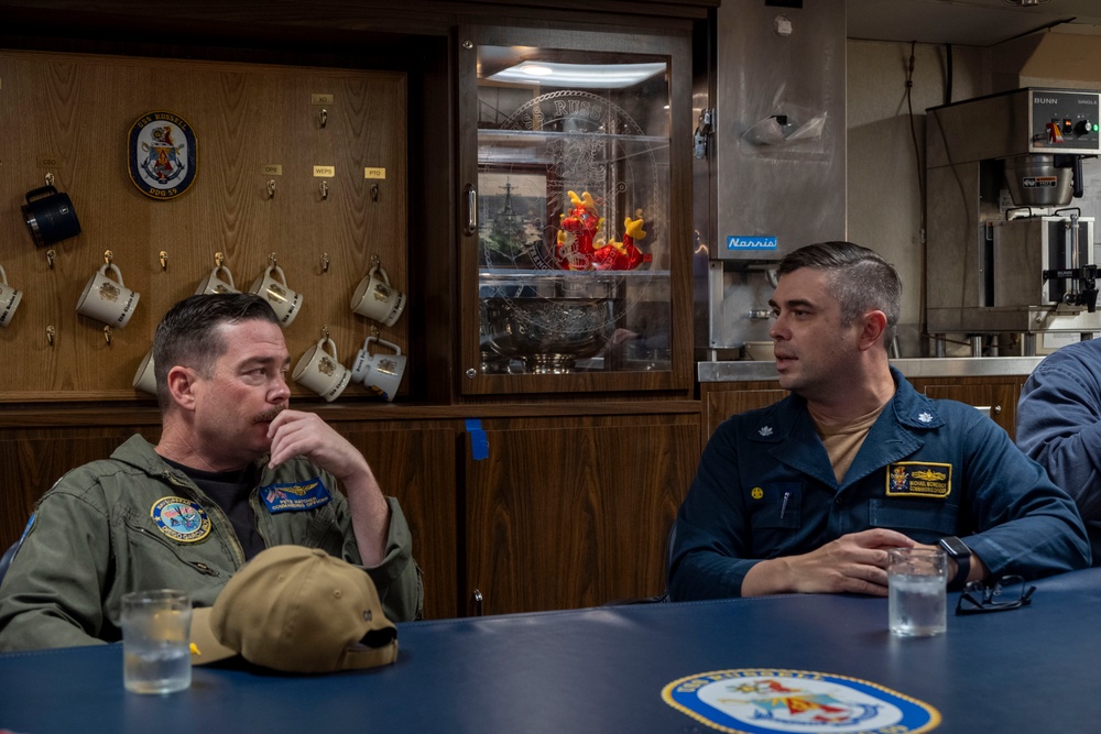 USS Russel (DDG 59) Arrives in Diego Garcia