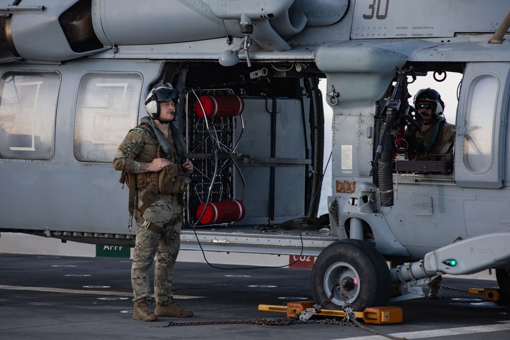 USS Lewis B. Puller Conducts Flight Quarters in U.s. 5th Fleet Area of Operations
