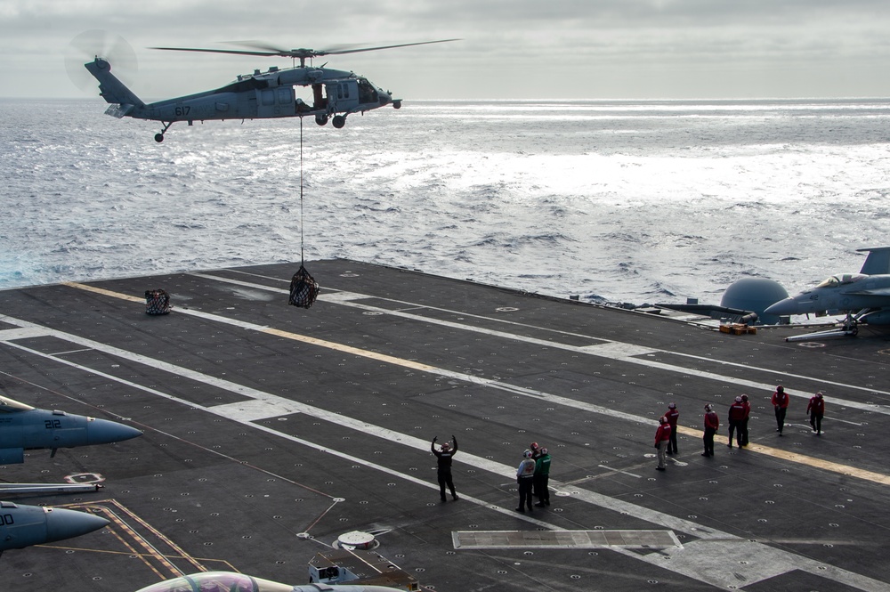 USS Ronald Reagan (CVN 76) conducts a vertical replenishment refresher