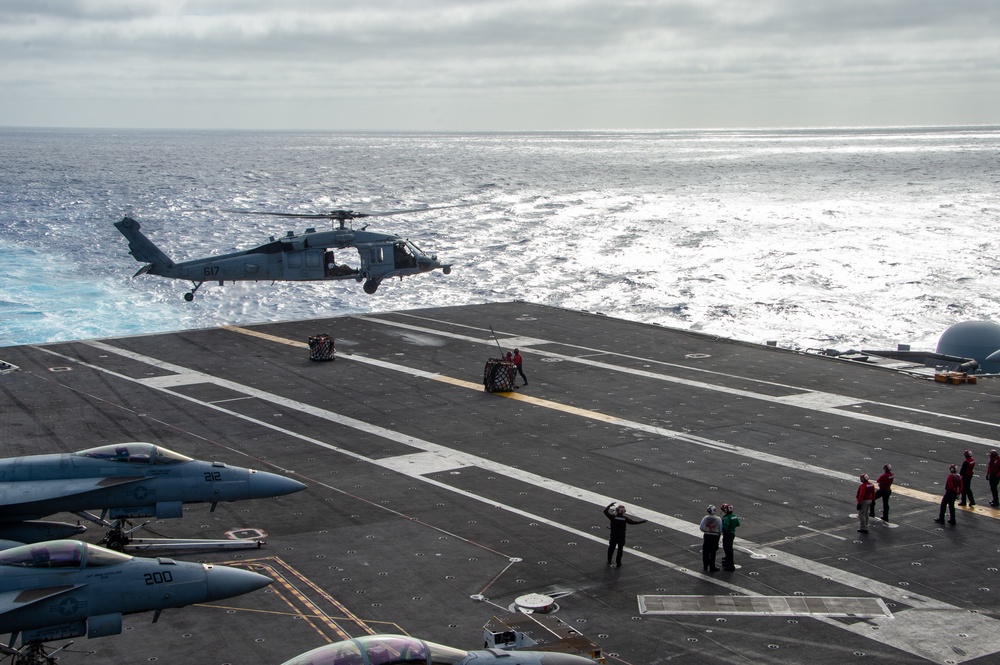 USS Ronald Reagan (CVN 76) conducts a vertical replenishment refresher